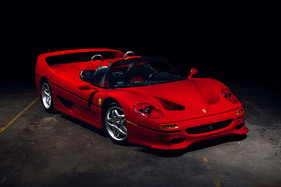 Ferrari F50 (1995) - als Lot 243 an der RM/Sotheby's Monterey Versteigerung vom 12. bis 14. August 2021