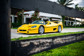 Ferrari F50 (1995) - als Lot 254 an der RM Sotheby's Monterey Versteigerung 2025