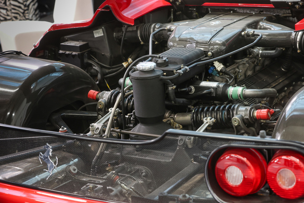 Ferrari F50 (1996) - Blick unter die Haube - 42. Auto e Moto d'Epoca 2025