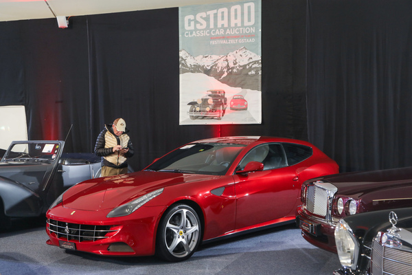 Ferrari FF (2011) - "Gstaad Classic Car Auction" der Oldtimer Galerie Toffen am 29 Dezember 2023 (Lot 105)