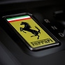 Bild: Ferrari Luce (2026) – Das Cavallino Rampante wird neuerdings mit Strom zum Steigen gebracht