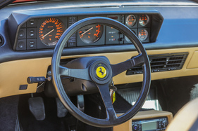 Ferrari Mondial 3.2 (1988) - Cockpit des Coupés