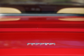 Ferrari Mondial 3.2 (1988) - Ferrari-Schriftzug auf dem Heck des Coupés