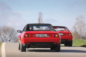 Ferrari Mondial 3.2 (1988) - das Cabriolet hat ein grosszügiges Heckfenster
