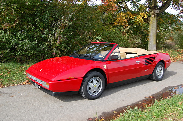 Ferrari Mondial 3.2 Cabriolet (1986) - angeboten als Lot 23 an der Versteigerung der Oldtimer Galerie Toffen vom 1. Dezember 2012