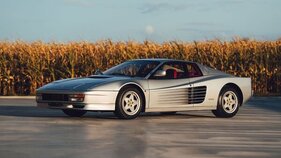 Ferrari Testarossa (1988) - als 176 an der Broad Arrow Zoute Concours Versteigerung 2025