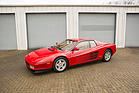 Ferrari Testarossa (1990) - angeboten als Lot 417 an der Bonhams-Versteigerung im Grand Palais Paris am 4. Februar 2016