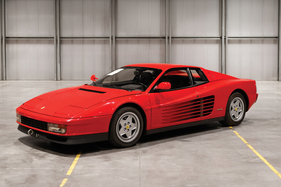 Ferrari Testarossa (1992) - als Lot 182 an der RM/Sotheby's Versteigerung in Paris am 7. Februar 2018