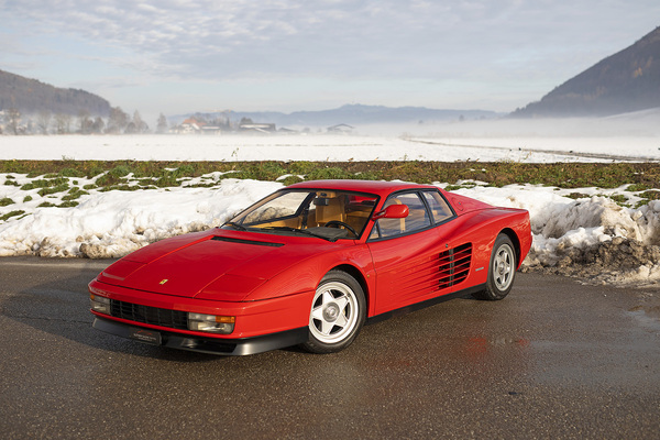 Bild: Ferrari Testarossa Monospecchio (1986) - 1986 Ferrari Testarossa Monospecchio - als Lot 142 an der Oldtimer Galerie Toffen Versteigerung von Gstaad am 29. Dezember 2024