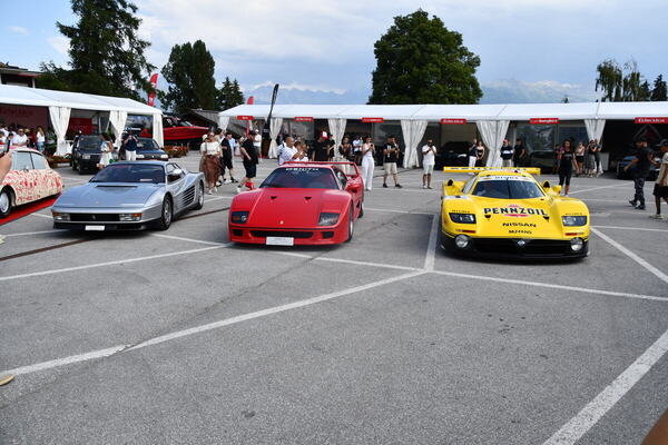 Ferrari Testarossa Monospecchio, Ferrari F40 und Best of Show Nissan R390 GT1