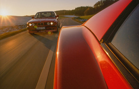 Ferrari Testarossa und Alpina-BMW B10 Biturbo (1989) - abhängen lässt sich der BMW nicht