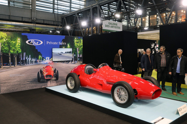 Ferrari Tipo 625 Monoposto (1954) - Chassis 0540 - "Private Sales" bei RM/Sotheby's - Rétromobile Paris 2024