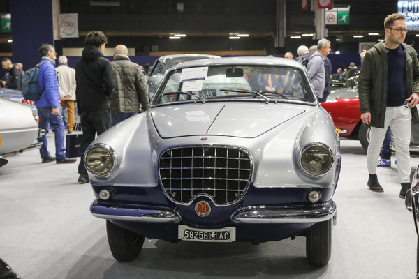 Fiat 1100/103 TV "Désirée" Vignale (1957) – Artcurial-Versteigerung – Rétromobile Paris 2025