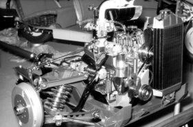 Fiat 1100 (1953) - Offengelegte Technik am Genfer Autosalon1953