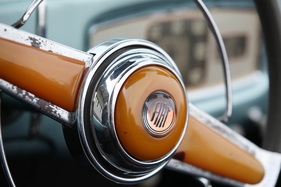 Fiat 1100 B Cabriolet (1949) - Design der Vierzigerjahre - das Lenkrad