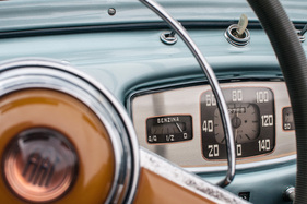 Fiat 1100 B Cabriolet (1949) - eine Benzinanzeige war damals keine Selbstverständlichkeit