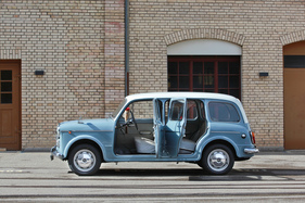 Fiat 1100 Familiare (1961) – Bis 1962 waren alle Türen an der B-Säule angeschlagen. Zum Modelljahr 1963 änderten dann die vorderen die Öffnungsichtung