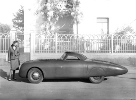 Fiat 1100 Meteor Coupé (1946) - skurril gezeichnetes, windschlüpfriges Coupé