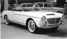 Fiat 1200 Spider (1959) - das neue Cabriolet auf dem Stand von Pininfarina auf dem Genfer Automobilsalon von 1959