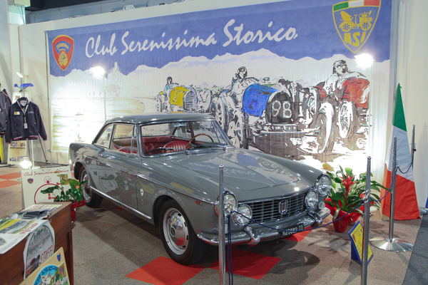 Fiat 1200 Sport Coupé Pininfarina on a club stand - Auto e Moto d'Epoca in Padua 2018