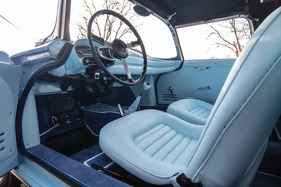 Fiat 1200 TV Trasformabile (1959) - Übersichtliches Cockpit mit guter Aussicht