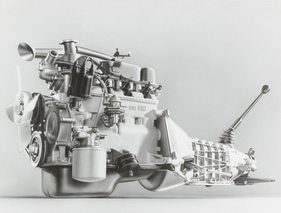 Fiat 124 (1966) – linke Seite des Motors