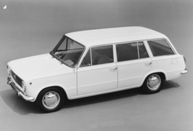 Fiat 124 Familiare (1966) – die Kombivariante mit fünf Türen