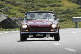 Fiat 124 Spider (1985) - bei der Überquerung des Flüelapasses an der Passione Engadina 2019