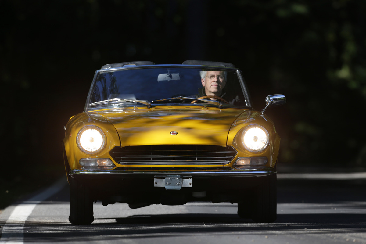 Fiat 124 Sport Spider (1969) - "Fahren in seiner schönsten Form" - hier stimmt es