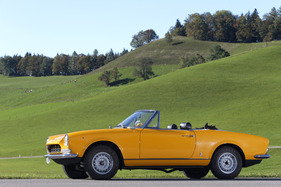 Fiat 124 Sport Spider (1969) - das Design stammt von Tom Tjaarda