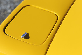 Fiat 124 Sport Spider (1969) - die Tankklappe auf dem hinteren linken Kotflügel