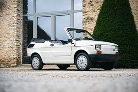 Fiat 126 Pop Cabriolet (1991) - als Lot 180 an der Artcurial-Versteigerung "Garden Party In Saint-Tropez" 2025