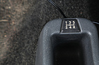 Bei 127 Sport und Spezial ist das Schaltschema auf der Umrandung der Schaltkulisse angebracht.