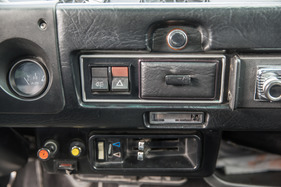 Fiat 128 3P Berlinetta (1977) - keine einheitlichen Schalter und Knöpfe