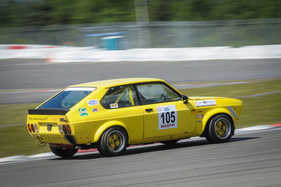Fiat 128 3P Berlinetta (1977) mit Startnummer 105 - Kampf der Zwerge - Nürburgring Classic 2019