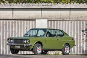 Fiat 128 Coupé 1300 SL (1973) - auch der Tankdeckel trägt den Fiat-Schriftzug