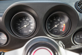 Fiat 128 Coupé 1300 SL (1973) - die Hauptinstrumente für Geschwindigkeit und Drehzahl