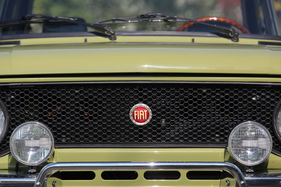 Fiat 128 rally (1974) - Front mit serienmässigen Zusatzscheinwerfern und anders geformten Stossfängern