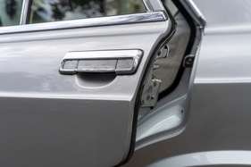 Fiat 130 (1973) - Dicke Türgriffe