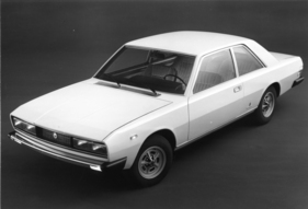 Fiat 130 Coupé (1971) - elegante Linienführung