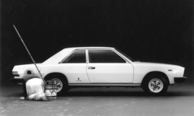 Fiat 130 Coupé (1971) - hier wird noch Hand angelegt