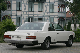 Fiat 130 Coupé (1974) - der Kofferraum ist gross genug für das Wochenendgepäck