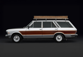 Fiat 130 Familiare (1974) - im Korb konnte Agnelli seine Skiutensilien transportieren Fiat 130 Familiare (1974) - im Korb konnte Agnelli seine Skiutensilien transportieren