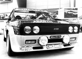Fiat 131 Abarth (1977) - Favorit der Rallye-WM 1977, in Gruppe-4-Ausführung mit rund 220 PS - Genfer Autosalon 1977