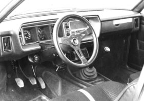 Fiat 131 Abarth Rally (1976) - Blick ins Interieur