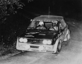 Fiat 131 Abarth Rally (1976) - bei einem frühen Rallye-Einsatz