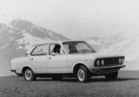 Fiat 132 (1973) - immer mit Doppelscheinwerfern