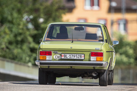 Fiat 132 GLS (1976) - beschleunigt in 11,2 Sekunden von 0 auf 100 km/h