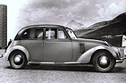 Fiat 1500 (1935) - aerodynamisch ausgebildete Limousine mit modernen Charakteristiken, auch als zweitüriges Cabriolet erhältlich