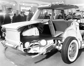 Fiat 1500 (1962) - am Genfer Autosalon ausgestelltes Schnittmodell